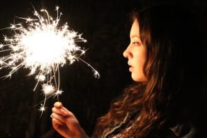light-girl-night-sparkler-holiday-flame-622209-pxhere-com